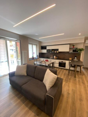 LA LUPA Apartment - In the heart of Aosta with car Box Aosta
